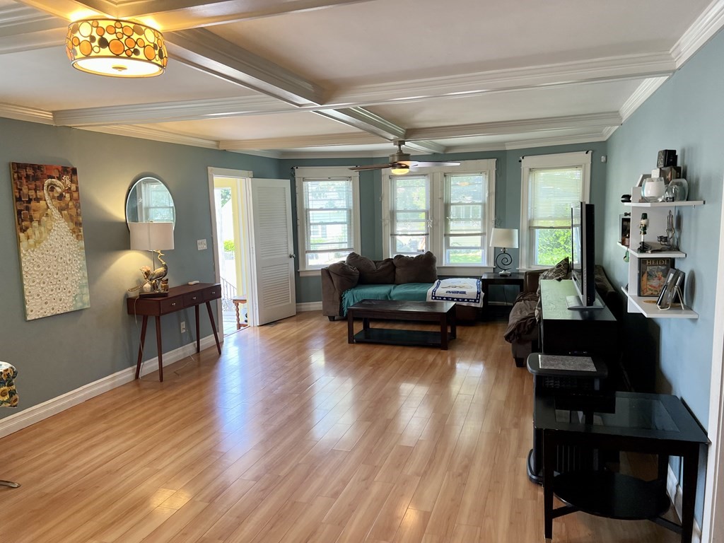 35 Elmwood Road Methuen, MA 01844 - Photo 3 of 19 Gallery Image 3