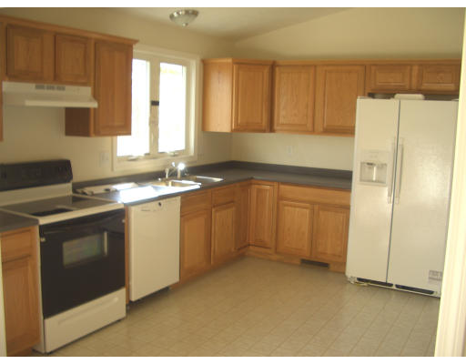 1595 Westover Road Chicopee, MA 01020 - Photo 4 of 11 Gallery Image 4