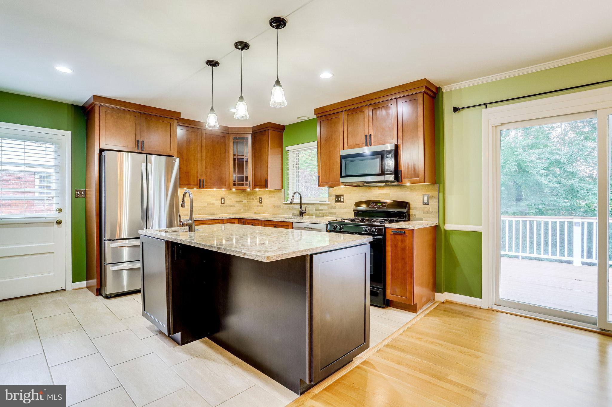 7329 Pinecastle Road Falls Church, VA 22043 - Photo 12 of 53