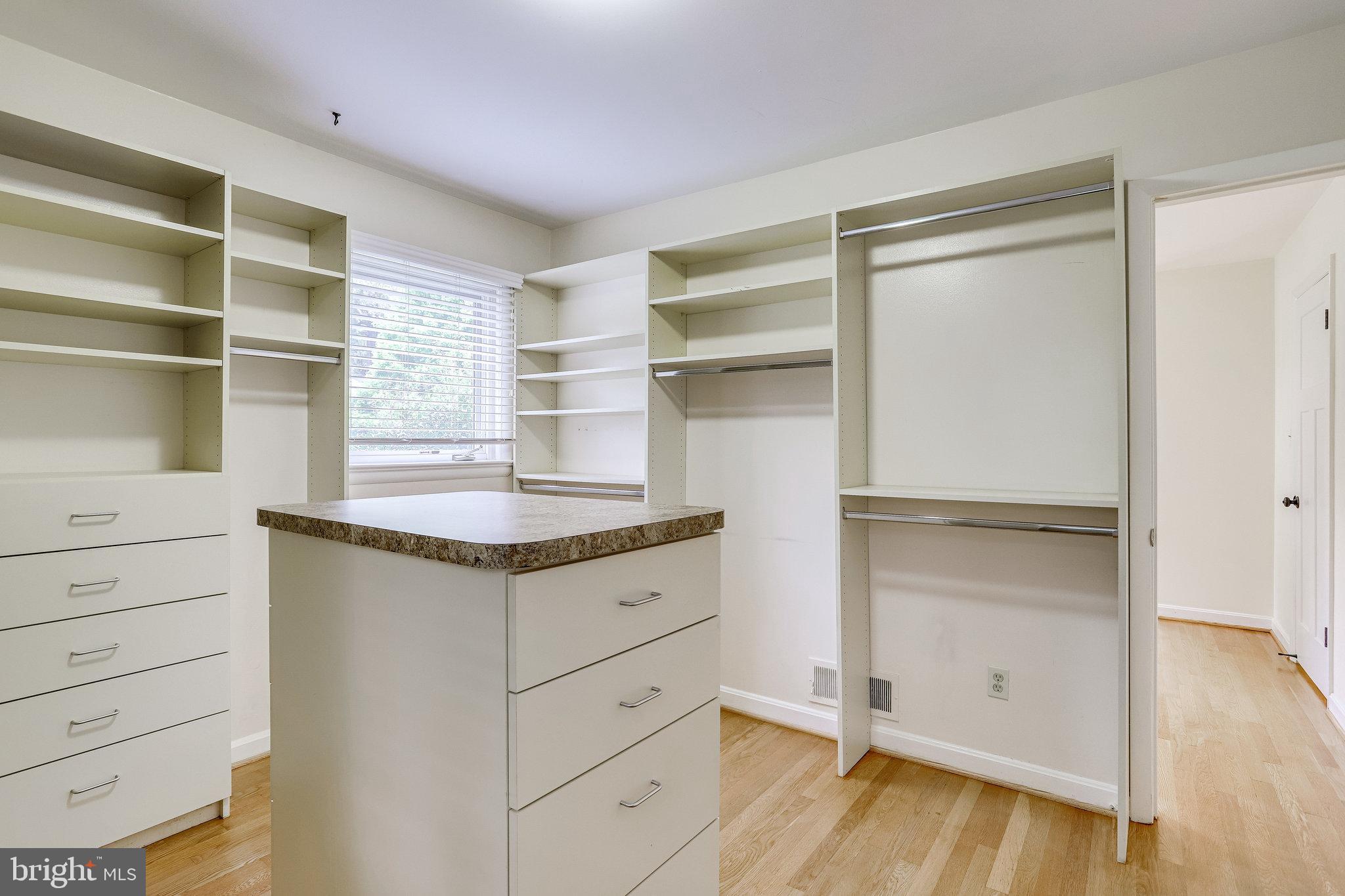 7329 Pinecastle Road Falls Church, VA 22043 - Photo 20 of 53