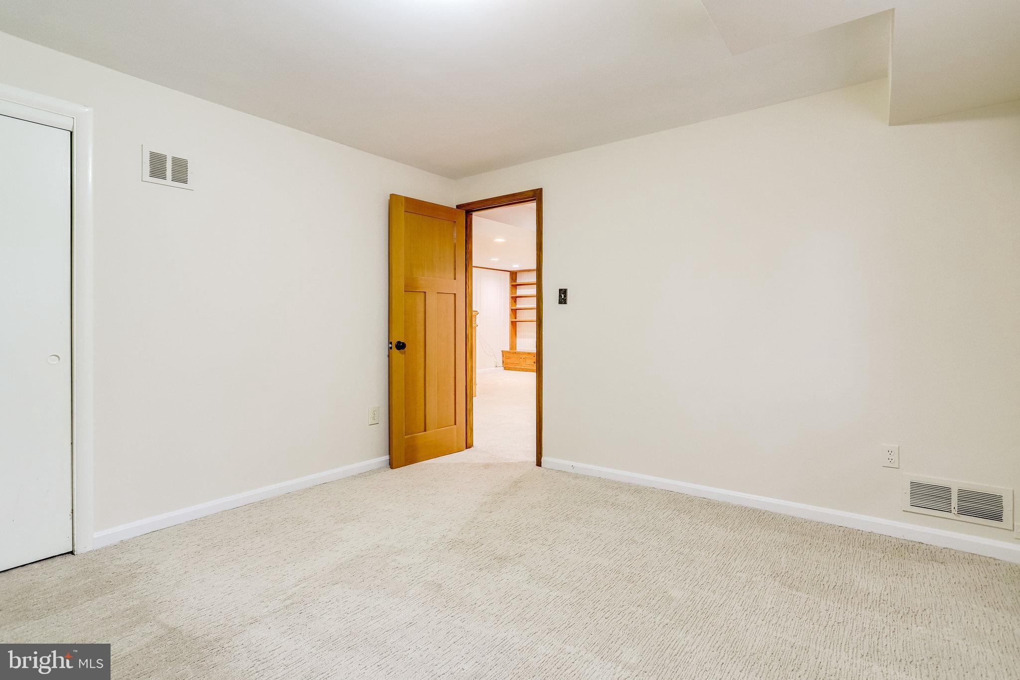 7329 Pinecastle Road Falls Church, VA 22043 - Photo 39 of 53