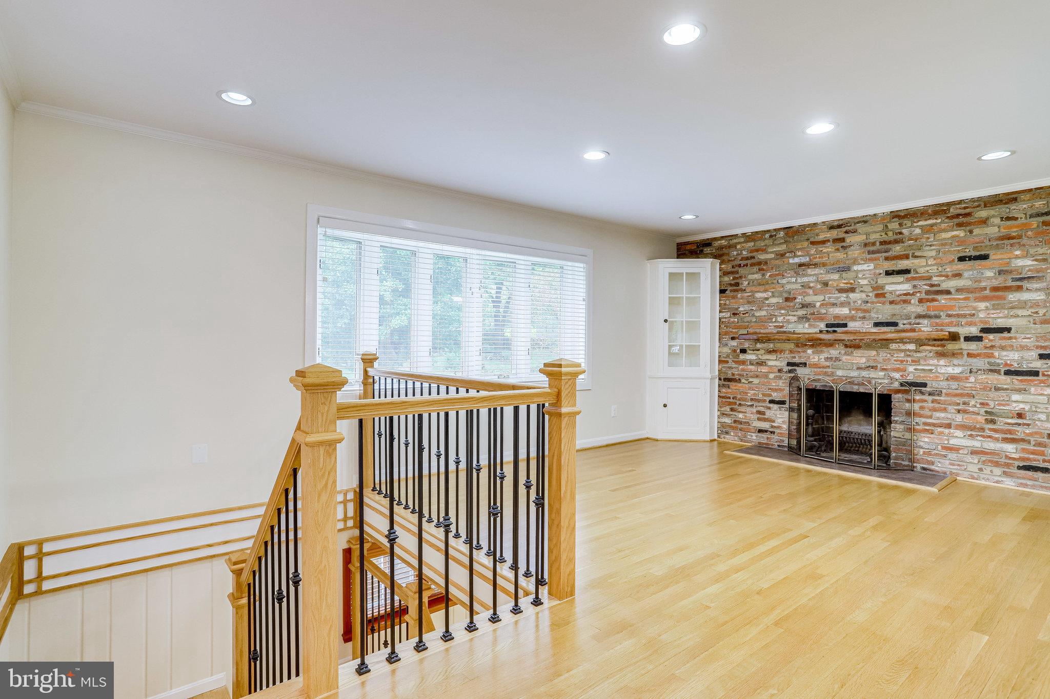 7329 Pinecastle Road Falls Church, VA 22043 - Photo 5 of 53