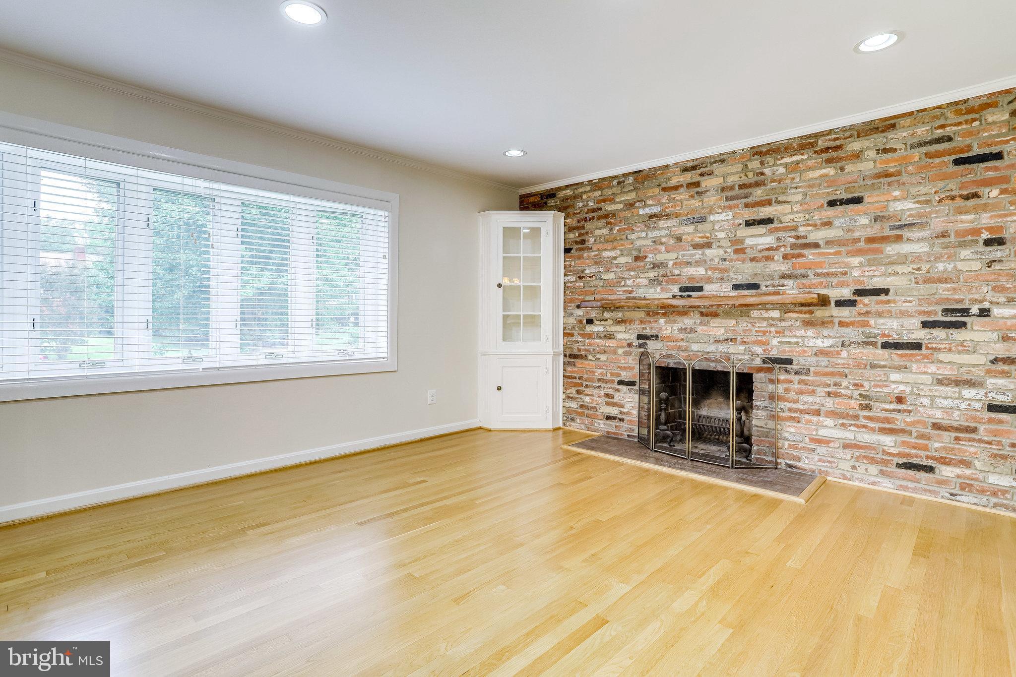 7329 Pinecastle Road Falls Church, VA 22043 - Photo 6 of 53