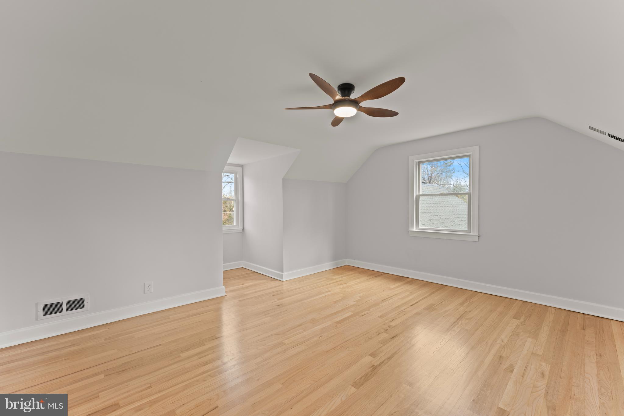 1452 Grandview Road Arnold, MD 21012 - Photo 22 of 52 Bedroom 3