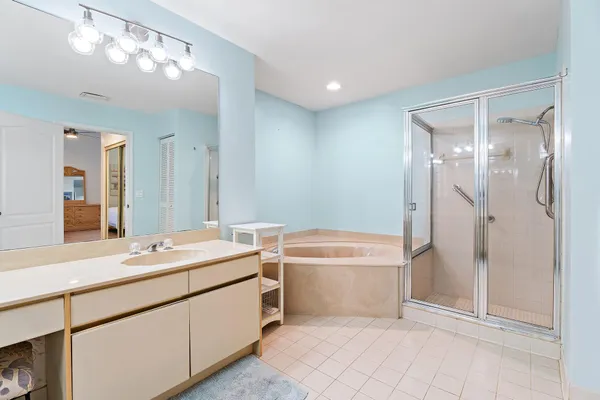 $9,500 | 137 Eagleton Court, Palm Beach Gardens, FL 33418