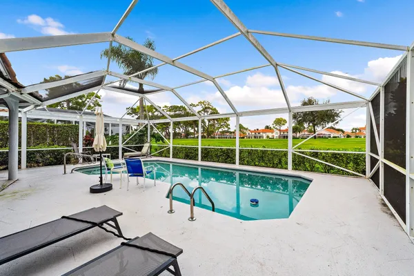 $9,500 | 137 Eagleton Court, Palm Beach Gardens, FL 33418