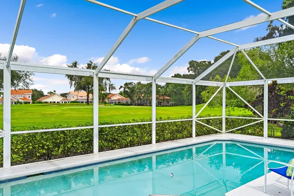 $9,500 | 137 Eagleton Court, Palm Beach Gardens, FL 33418