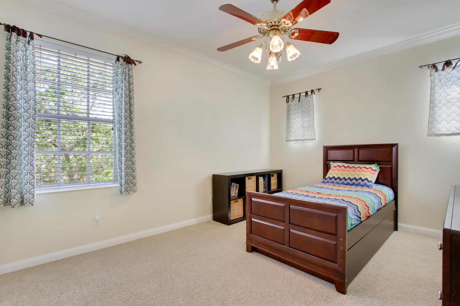 214 New Haven Boulevard Jupiter, FL 33458 - Photo 14 of 30 Bedroom 2