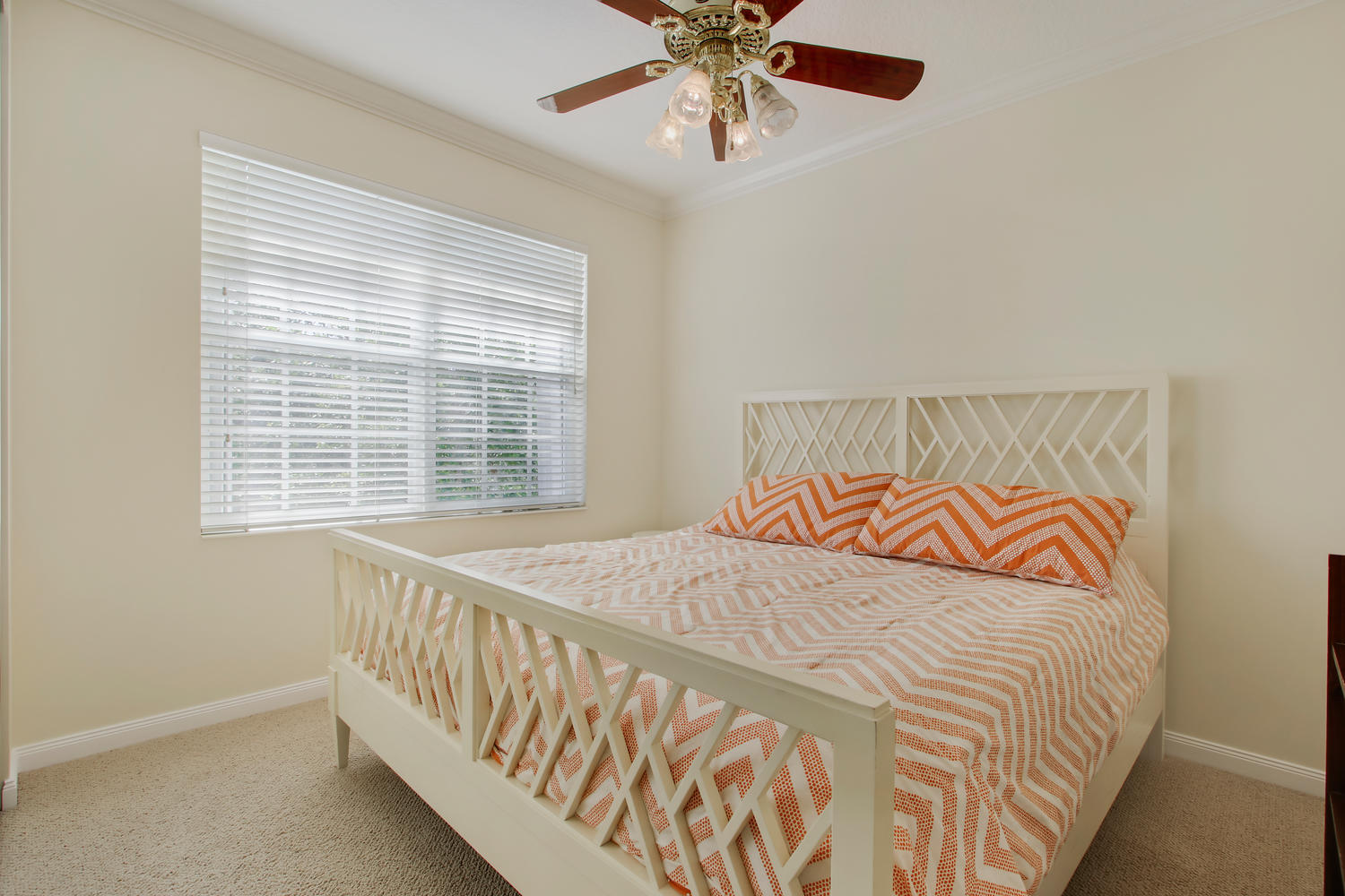 214 New Haven Boulevard Jupiter, FL 33458 - Photo 16 of 30 Bedroom 3