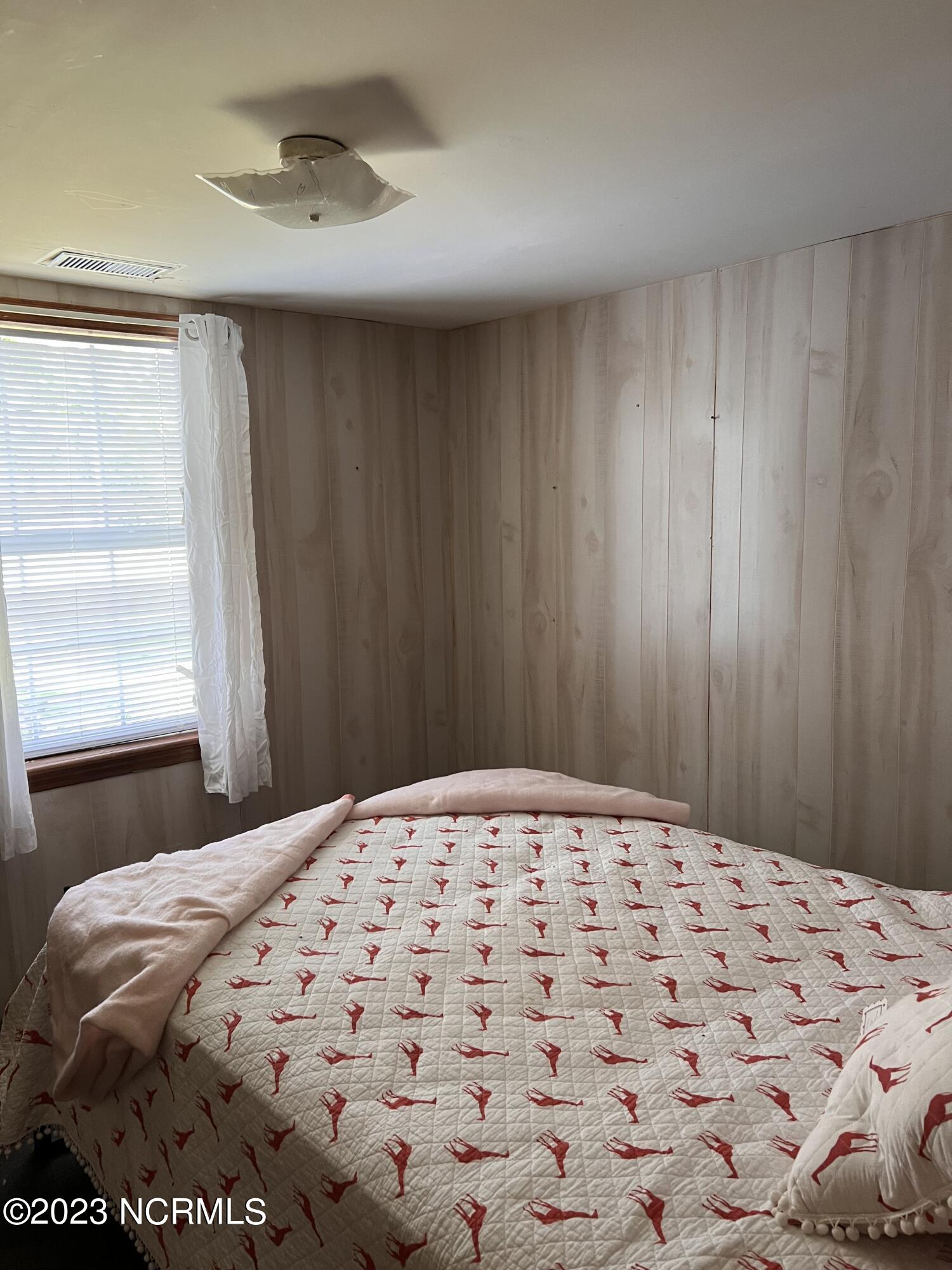 141 Black Duck Road Davis, NC 28524 - Photo 16 of 36 141 Black Duck Bedroom 2