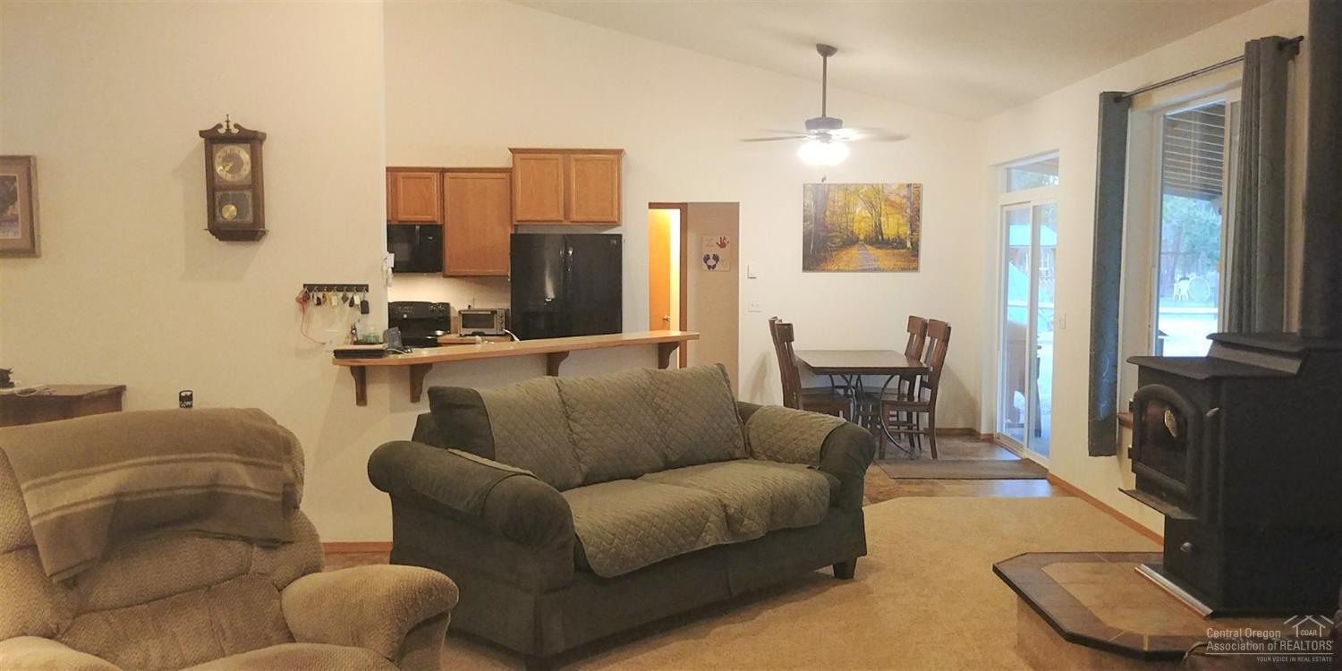 52767 Golden Astor Road La Pine, OR 97739 - Photo 5 of 21 Additional Photo