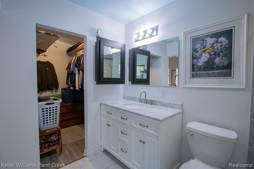 7648 Lapeer Road Avoca, MI 48006 - Photo 18 of 37