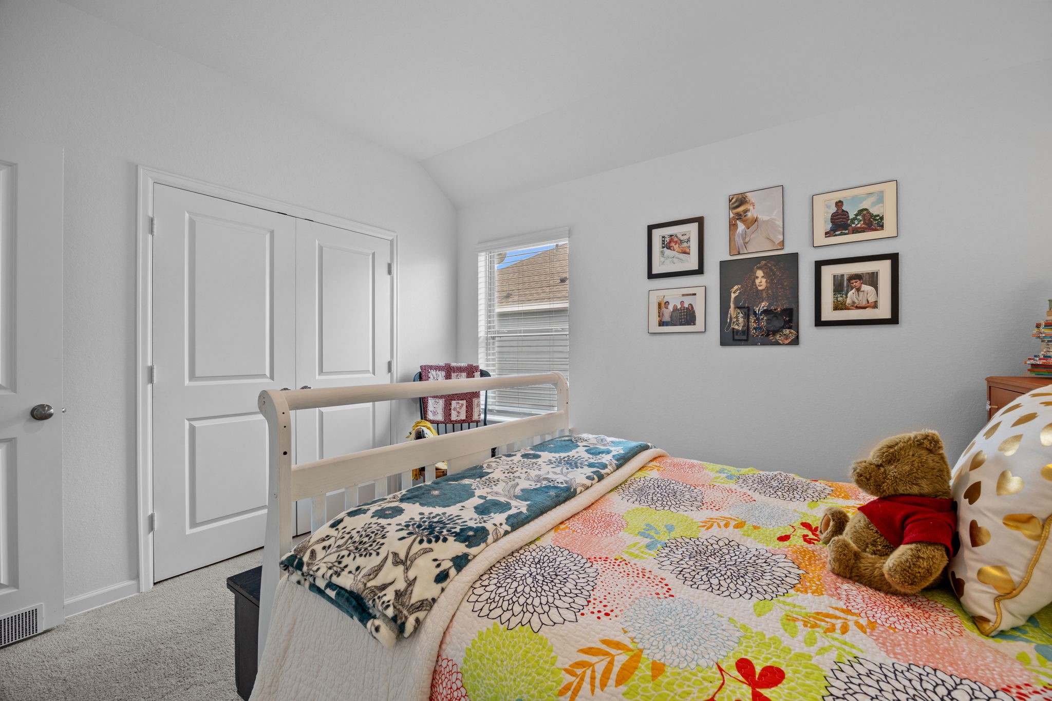 4063 Champlain Way Iowa Colony, TX 77583 - Photo 24 of 45 Bright white designer painted walls