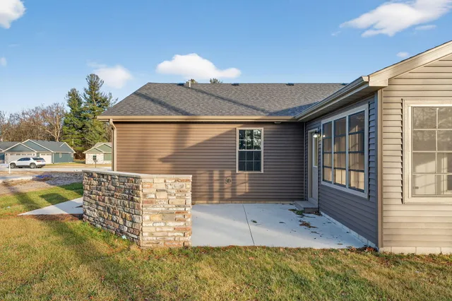 a front view of house with yard