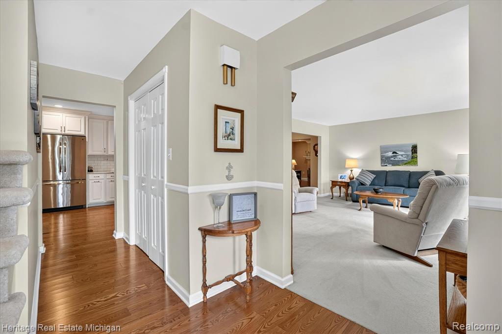 14038 Hogan Road Linden, MI 48451 - Photo 3 of 53