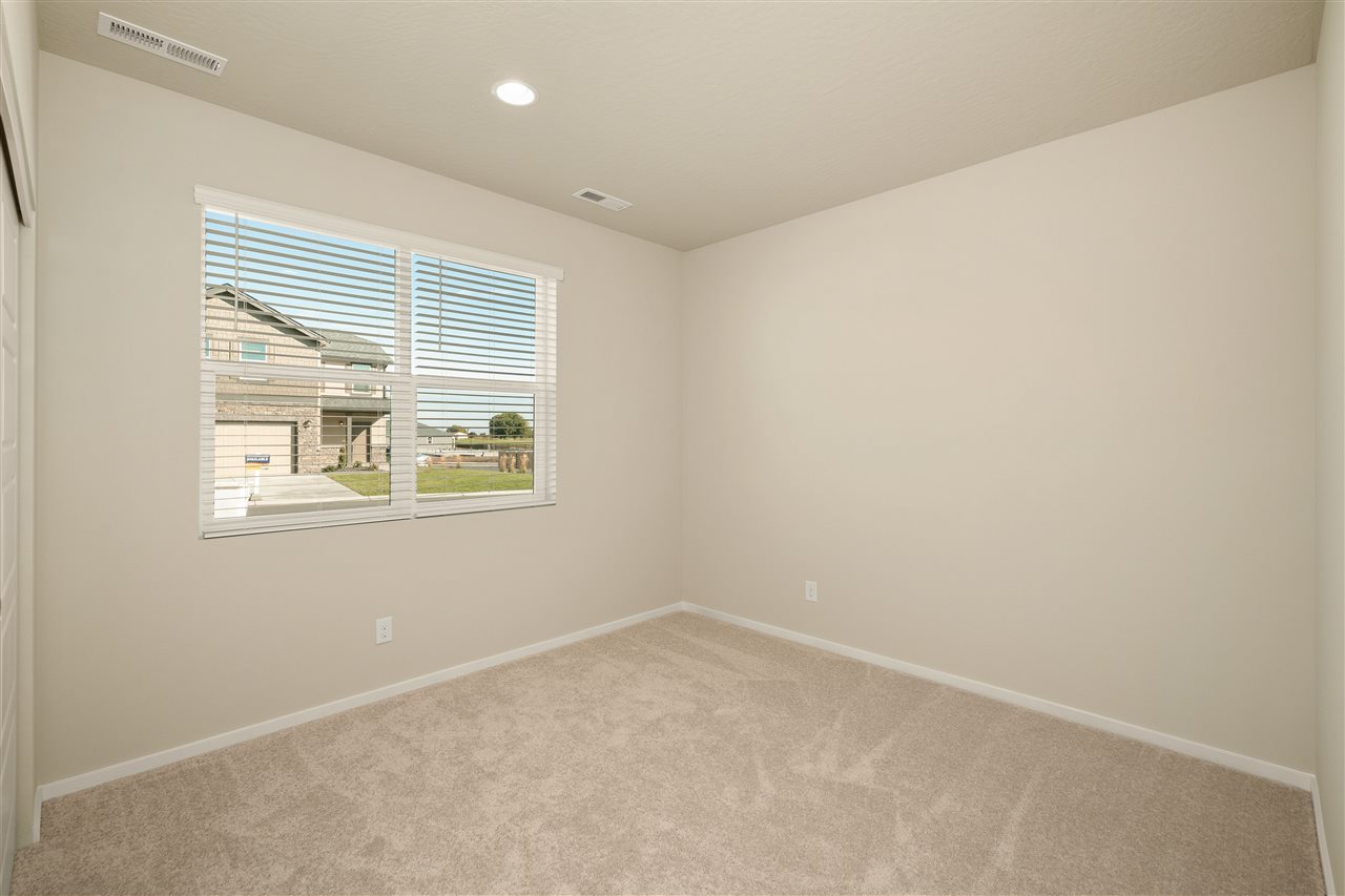 1123 East Paske Road Colbert, WA 99005 - Photo 8 of 9 Gallery Image 8