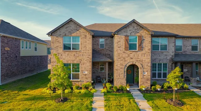 $299,000 | 2817 Bellflower Drive, Mesquite, TX 75150