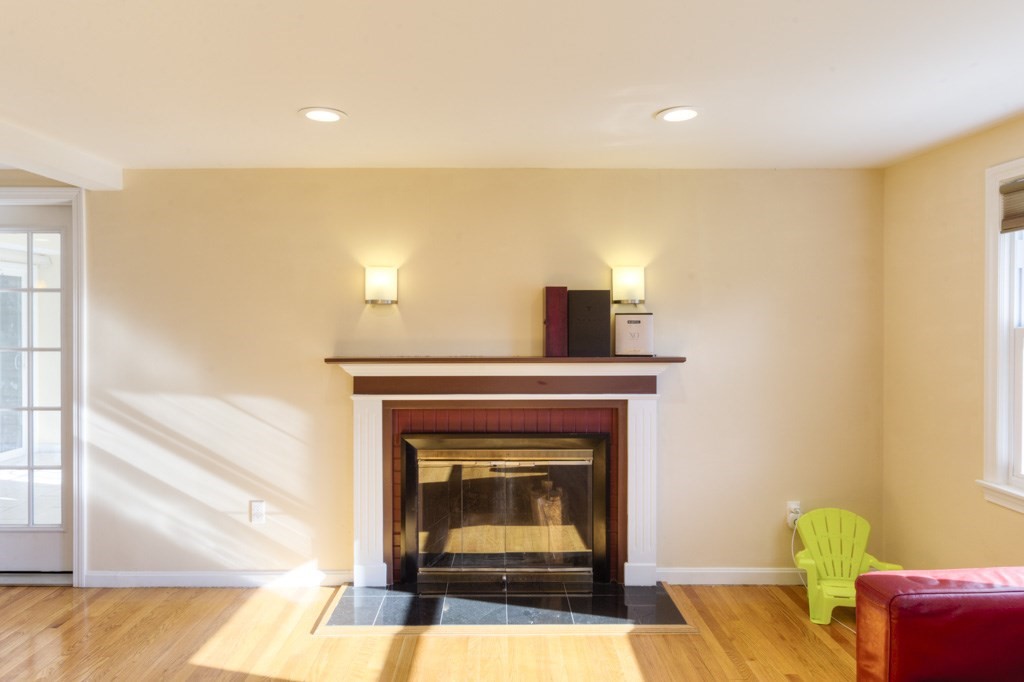 20 Briarcliff Street Springfield, MA 01128 - Photo 12 of 40