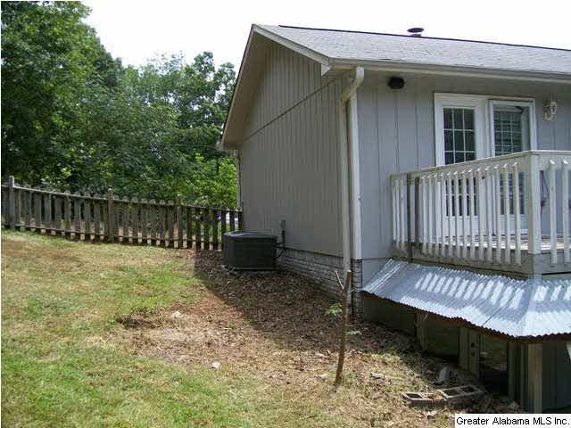 1135 Henry Drive Alabaster, AL 35007 - Photo 8 of 31