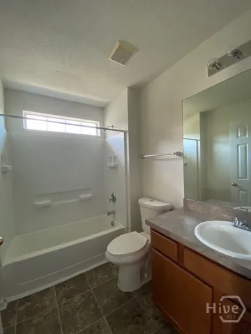 $2,300 | 213 Cherry Laural Lane, Savannah, GA 31419