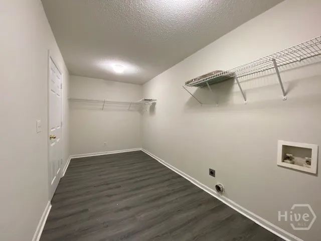 $2,300 | 213 Cherry Laural Lane, Savannah, GA 31419