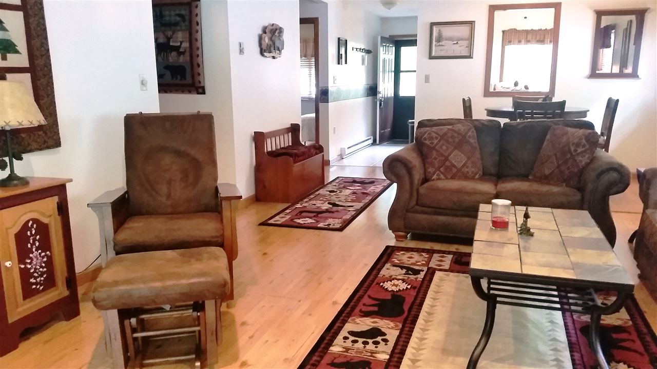 5 Hummingbird Road, Unit 4 Lincoln, NH 03251 - Photo 9 of 18 Gallery Image 9