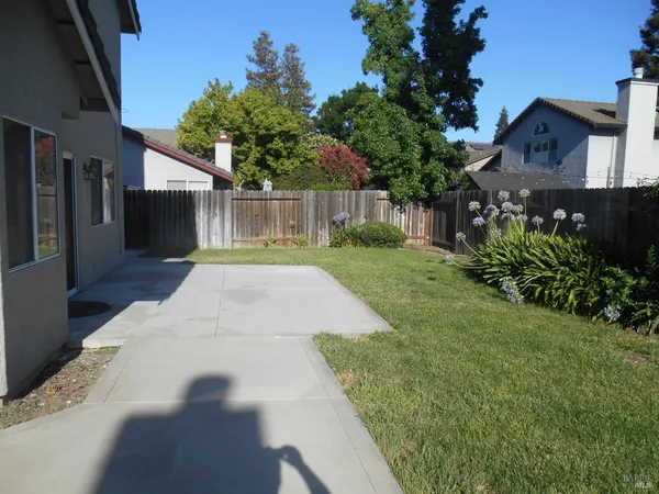 $3,100 | 1187 Notre Dame Circle, Vacaville, CA 95687