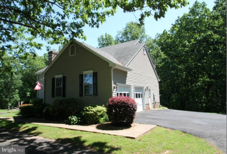 19233 South Merrimac Road Culpeper, VA 22701 - Photo 1 of 26 Side Load Garage