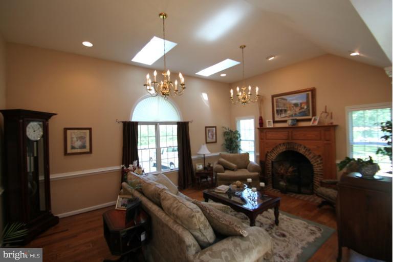 19233 South Merrimac Road Culpeper, VA 22701 - Photo 4 of 26 Family Room
