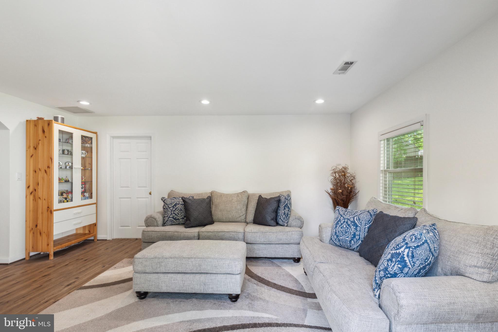 5511 Moultrie Road Springfield, VA 22151 - Photo 19 of 44 Gallery Image 19