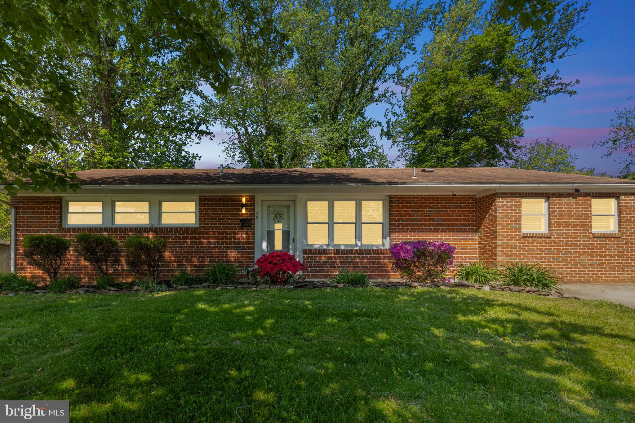 5511 Moultrie Road Springfield, VA 22151 - Photo 2 of 44 Gallery Image 2
