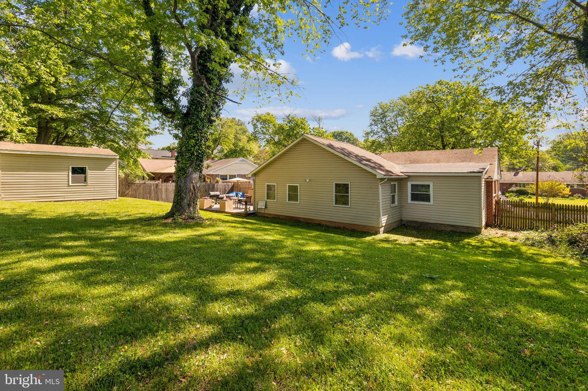 5511 Moultrie Road Springfield, VA 22151 - Photo 3 of 44 Gallery Image 3