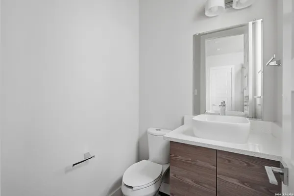 $2,750 | 1817 North St Mary's Street, Unit 502, San Antonio, TX 78212