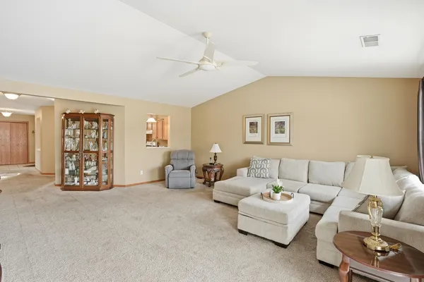 $305,000 | 2952 Freedom Circle, Crown Point, IN 46307