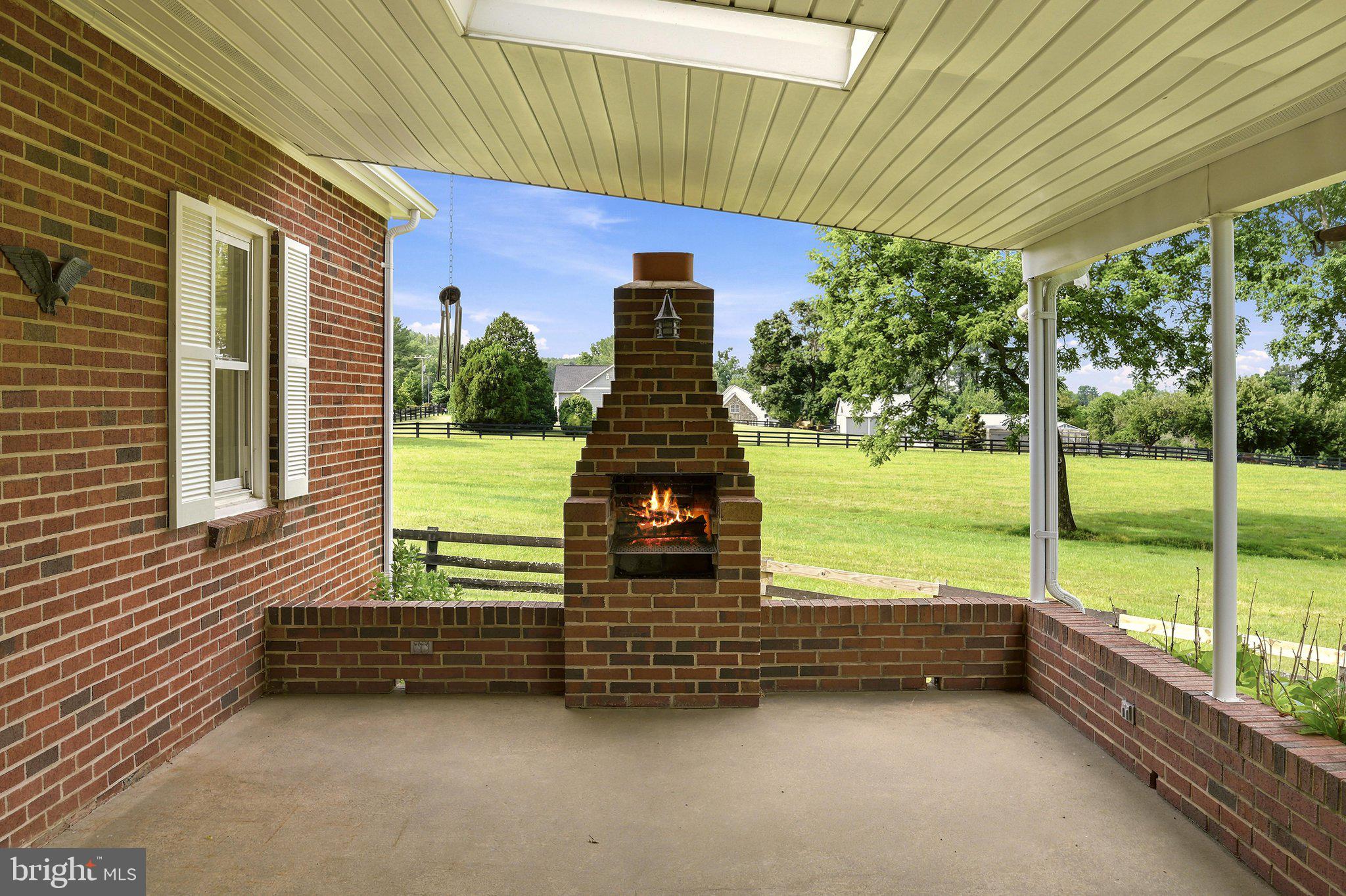 17751 Harmony Church Road Hamilton, VA 20158 - Photo 37 of 66 Patio