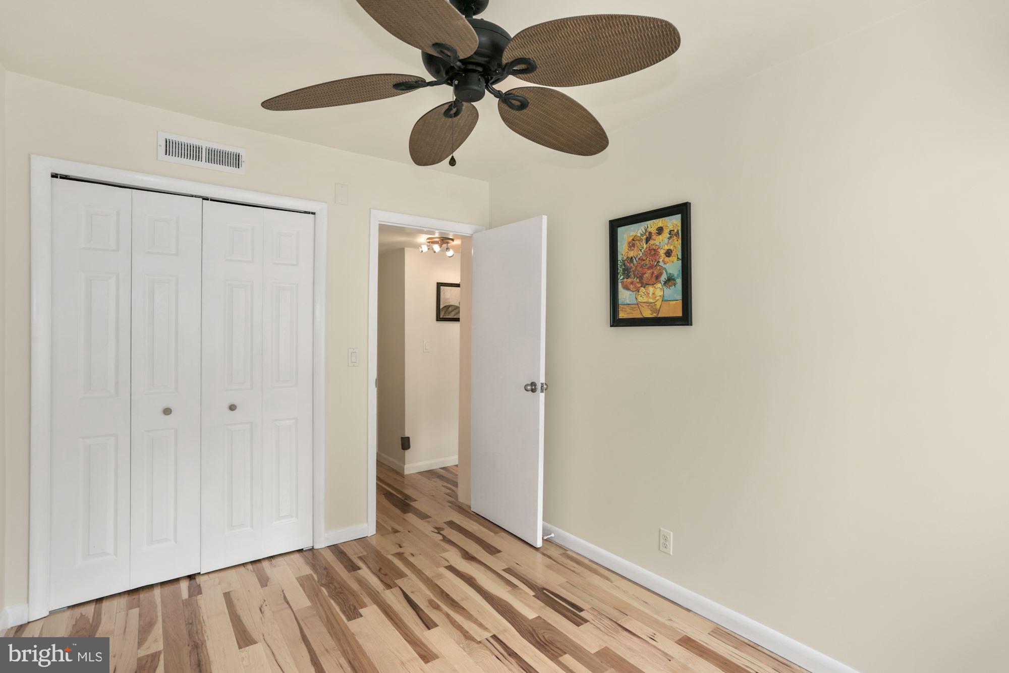 1647 Valencia Way Reston, VA 20190 - Photo 22 of 33