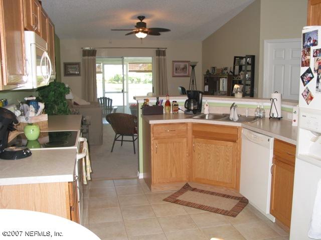 61 Reeding Ridge Drive West Jacksonville, FL 32225 - Photo 11 of 20 Kitchen