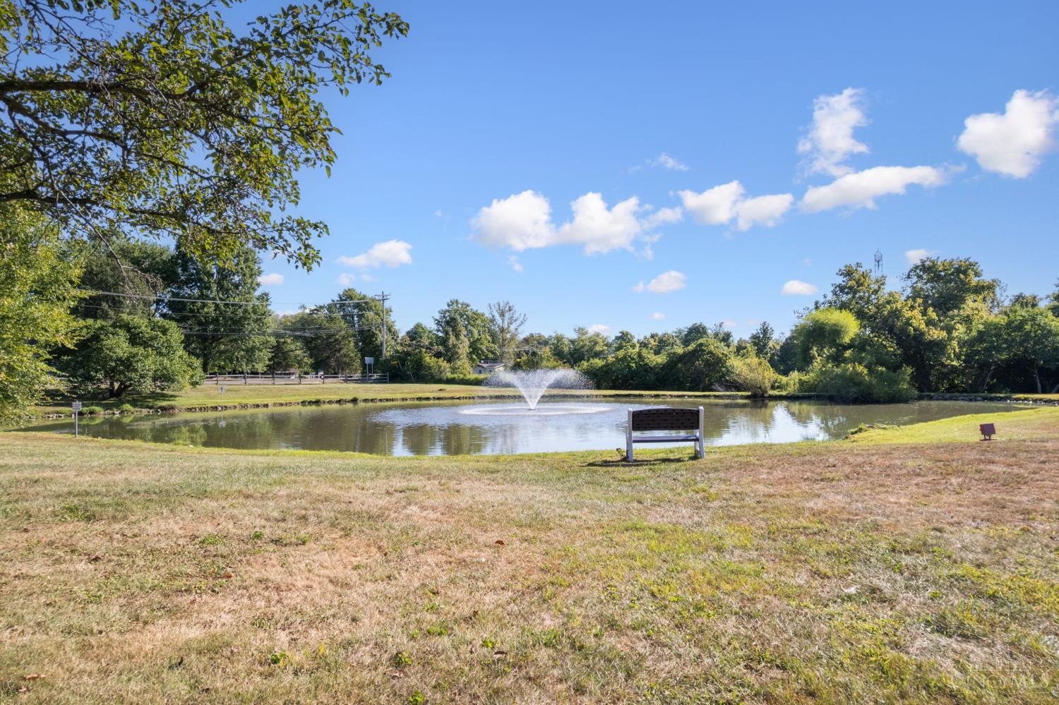 539 Davis Road, Unit 8 Cincinnati, OH 45255 - Photo 31 of 35 Gallery Image 31