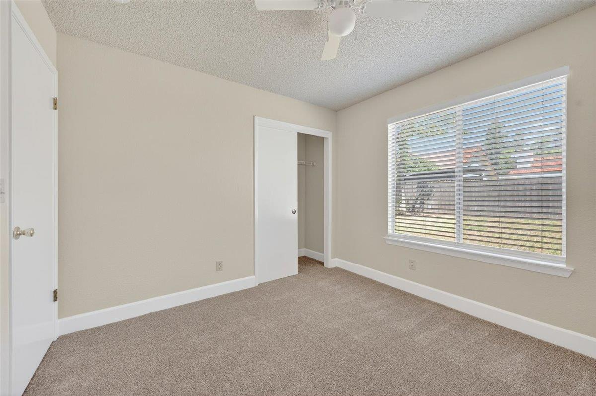 2176 East Decatur Avenue Fresno, CA 93720 - Photo 17 of 36