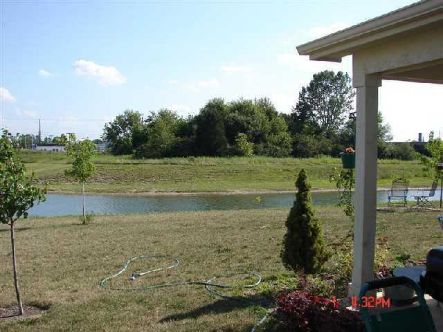 154 Rambling Road Greenfield, IN 46140 - Photo 3 of 5