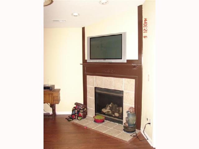 154 Rambling Road Greenfield, IN 46140 - Photo 4 of 5