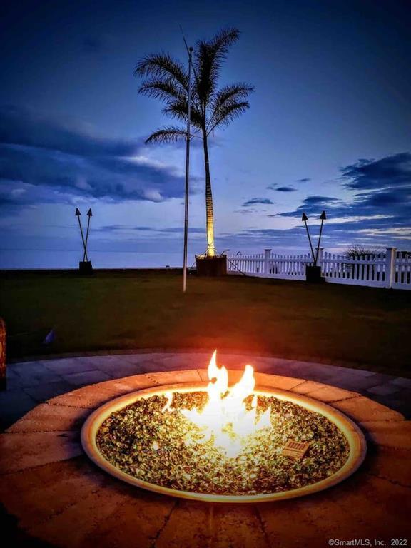 21 Grove Way, Unit 21 Clinton, CT 06413 - Photo 35 of 37 a view of a swimming pool with a lake