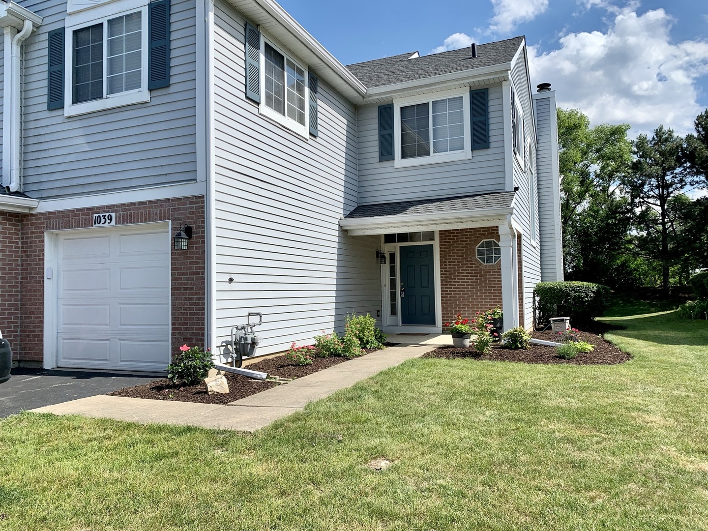 1039 Ripple Ridge, Unit 1039 Darien, IL 60561 - Photo 1 of 22