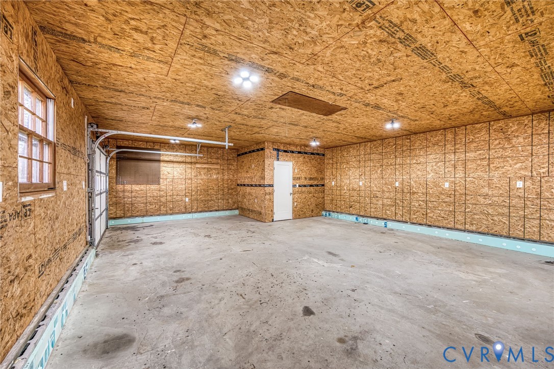 14101 Hensley Road Chesterfield, VA 23832 - Photo 27 of 31 climate controlled garage