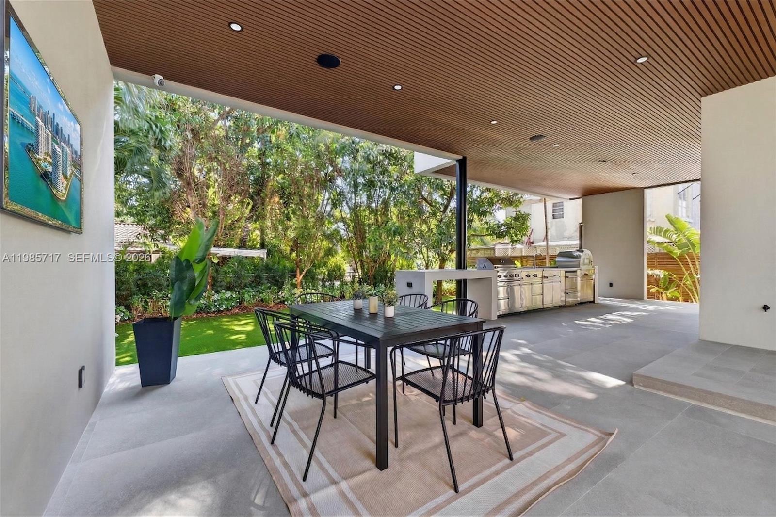 234 Southwest 22nd Road Miami, FL 33129 - Photo 34 of 94