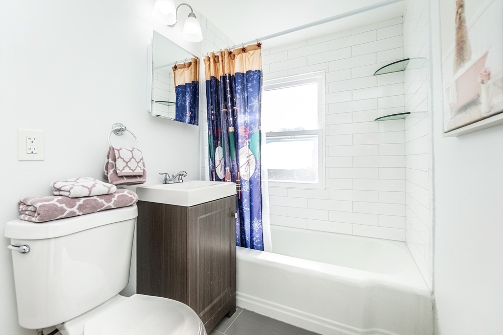 3 A Veterans Memorial Drive Peabody, MA 01960 - Photo 25 of 40