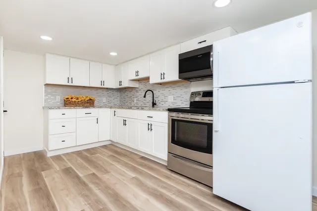 $769,900 | 3 A Veterans Memorial Drive, Peabody, MA 01960