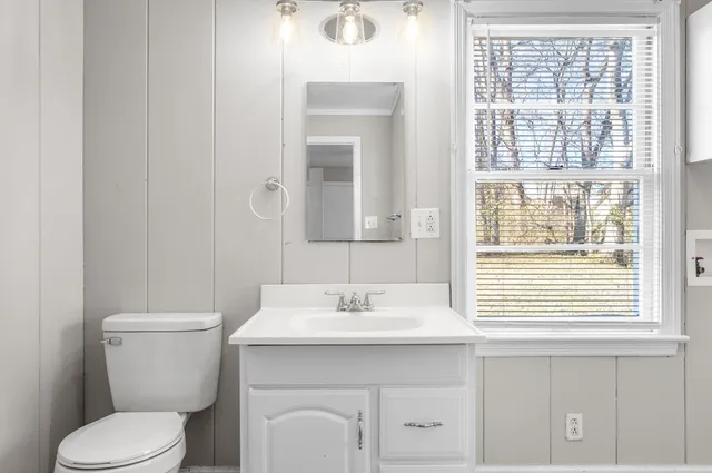 $239,000 | 950 Greenwood Court, Clarksville, TN 37040