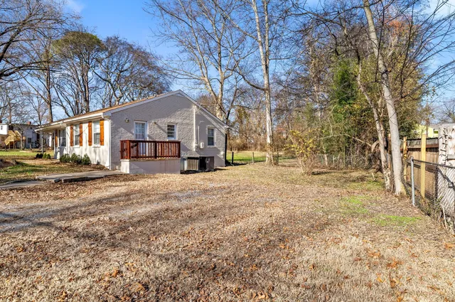 $239,000 | 950 Greenwood Court, Clarksville, TN 37040