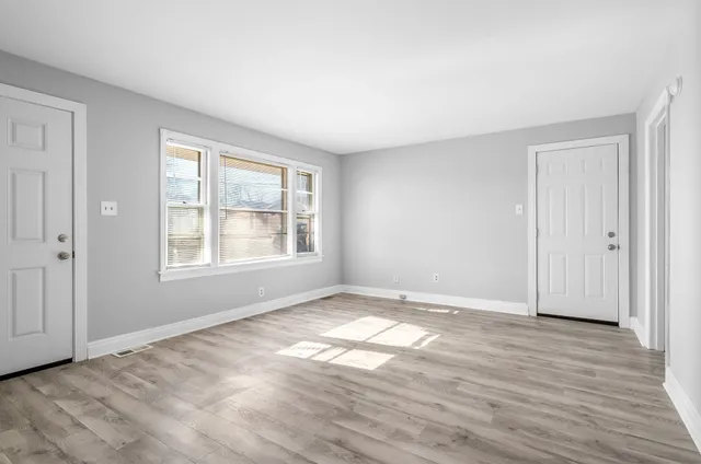 $239,000 | 950 Greenwood Court, Clarksville, TN 37040